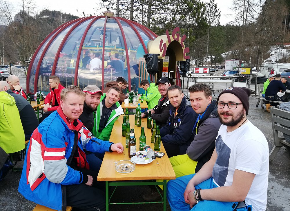 Gruppenbild auf der Piste